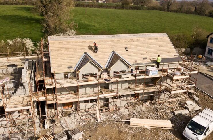 Essential Home Projects to Tackle Before the Season Changes