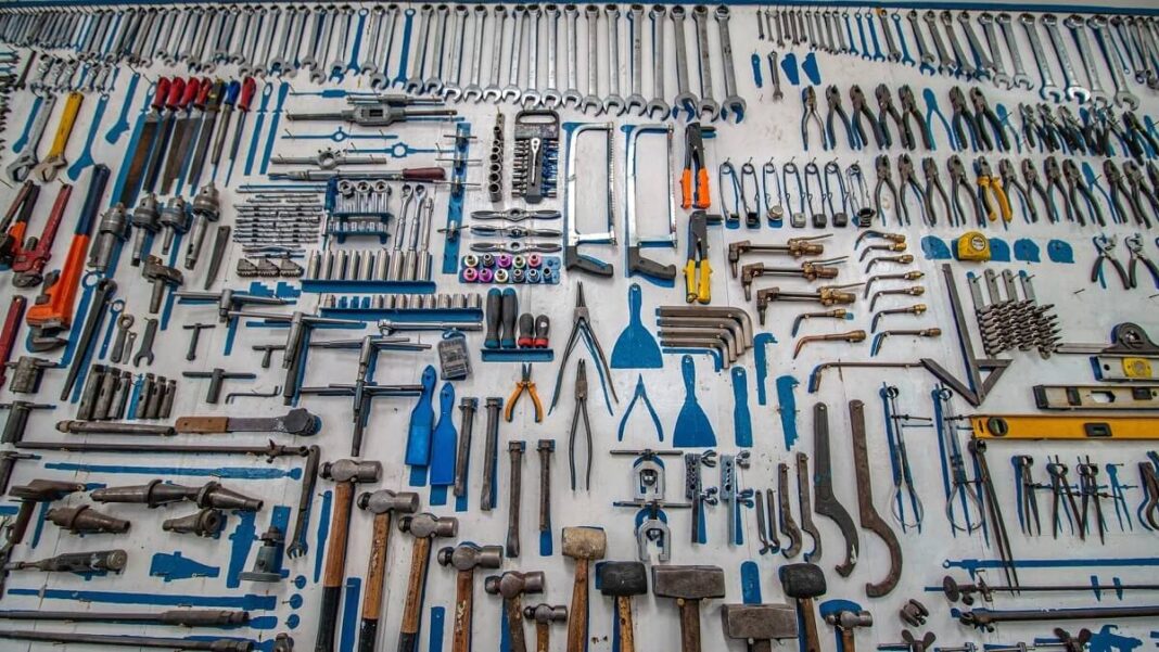 How Custom Tools Can Save Time and Cost in Production