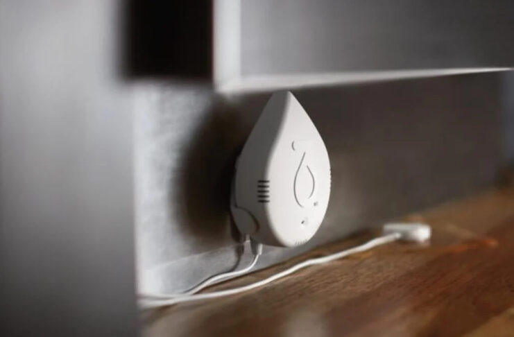 The Role of Smart Water Heaters in Emergency Leak Detection